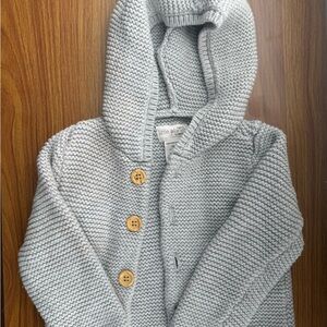 Gray Knit Hooded Cardigan with Wooden Buttons